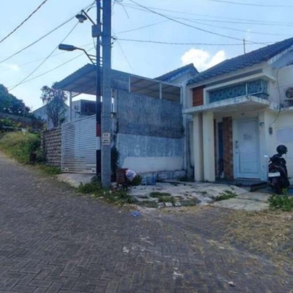 Village One E/05